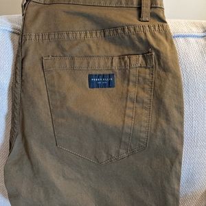 Perry Ellis Chinos